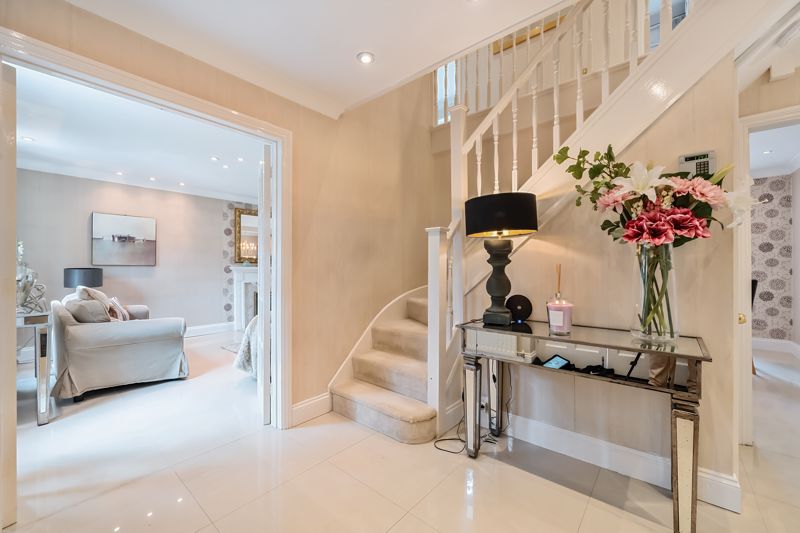 Entrance Hall- click for photo gallery